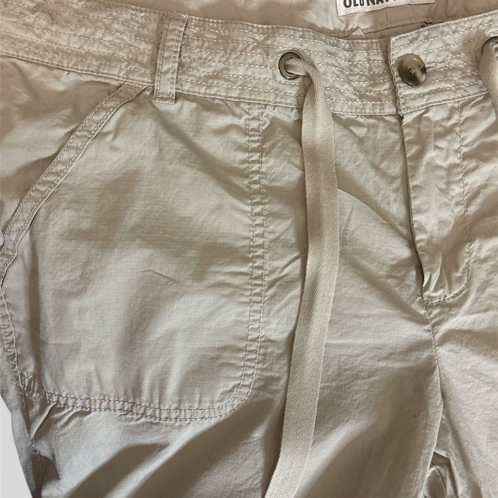 Vintage Old Navy Women's Khaki Cargo Pants Y2K Roll Up Utility Cotton Size 16 - Picture 4 of 5